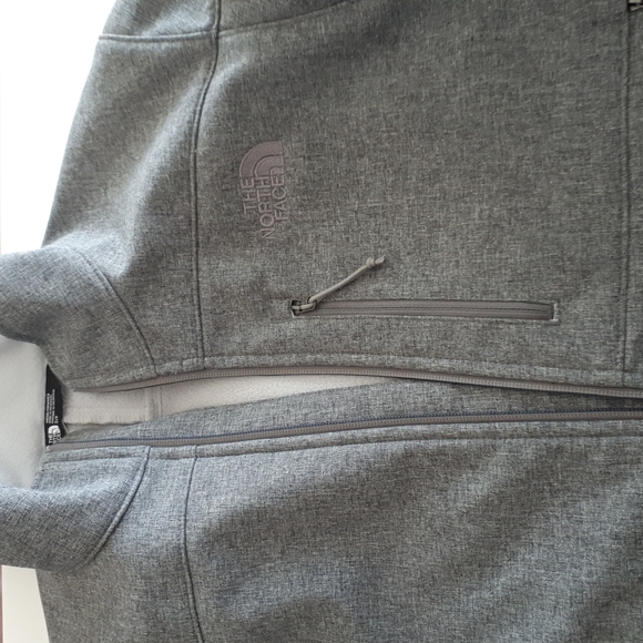 NWOT - Men's North Face Jacket - Picture 5 of 11